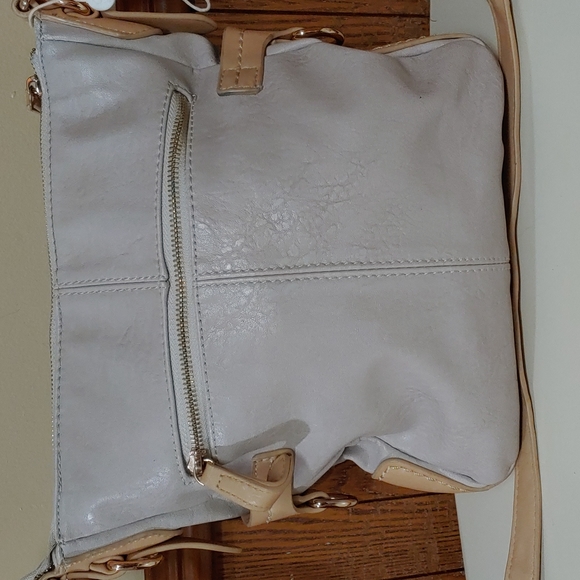 Shiraleah Chicago Leather Crossbody Bag - Picture 6 of 17